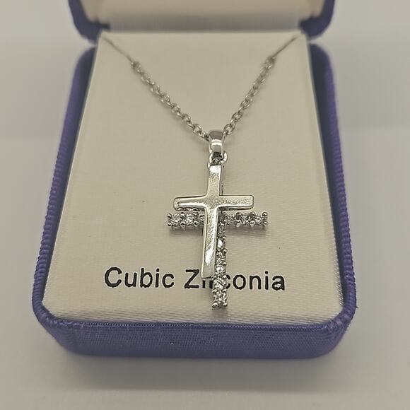 Silver Cross Cubic Zirconia Pendant Necklace  with 16" Silver Chain NWOT - Picture 2 of 3